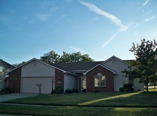 16201 Silver Shadow Ln, Huntertown, IN 46748