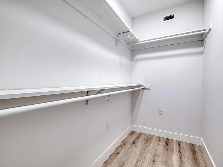 5211 Rob Scott St — Photo 18