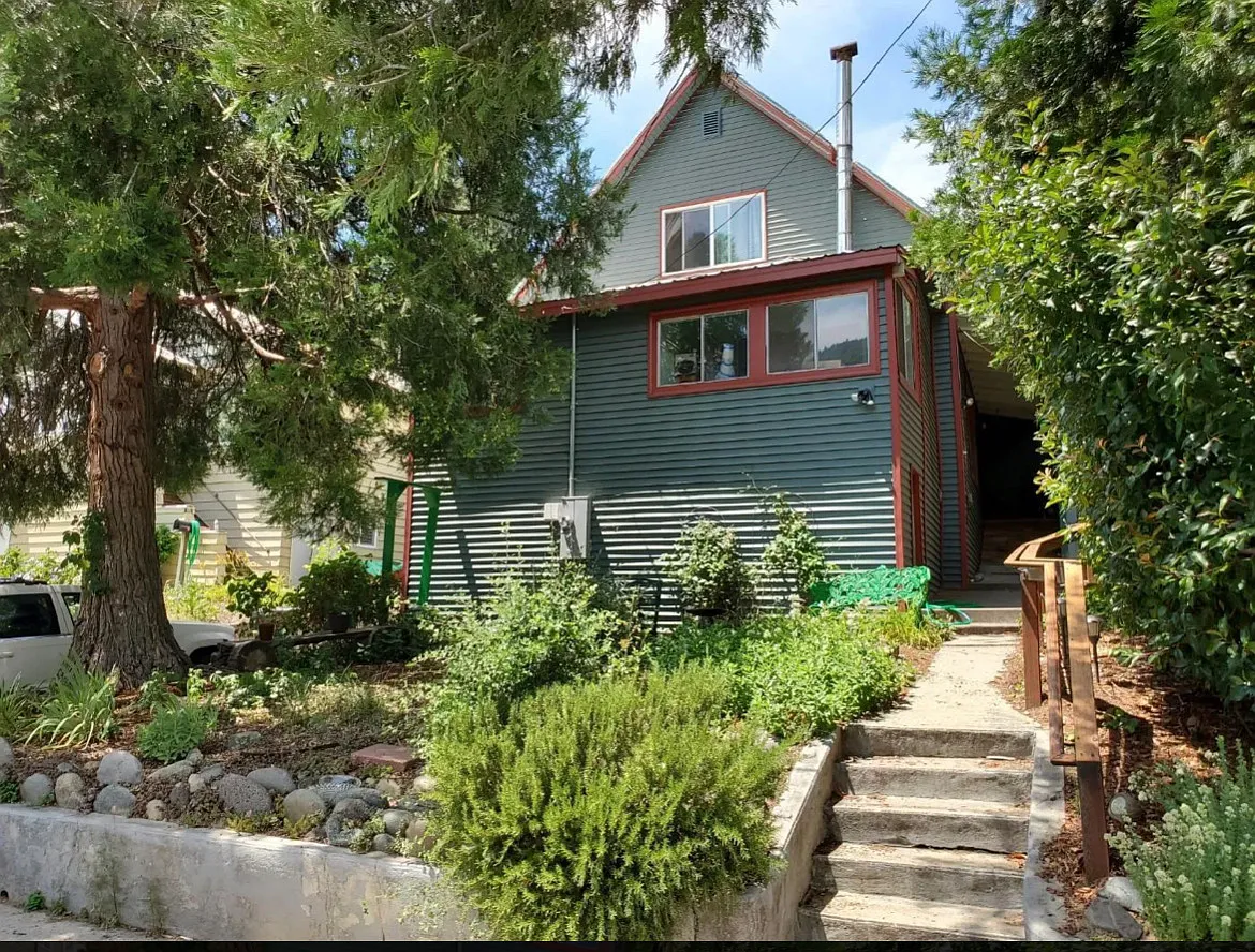 5955 Shasta Ave photo 1