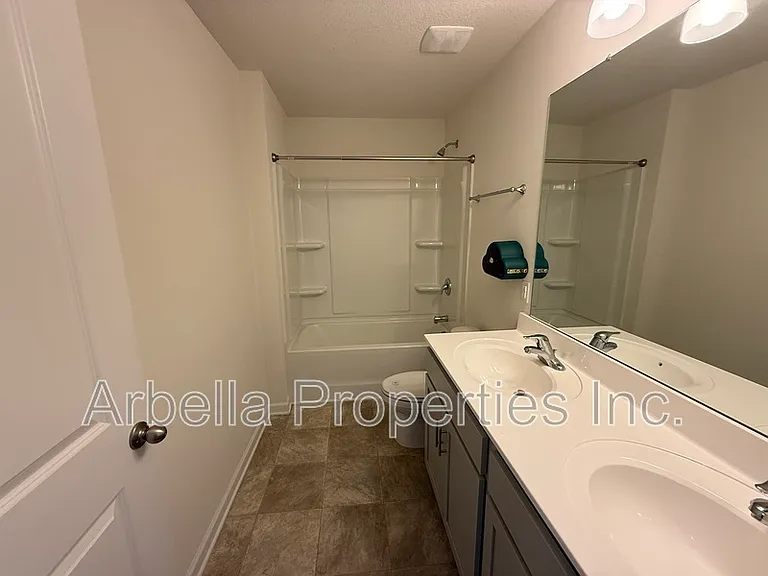 479 Brinkleys Way — Photo 20