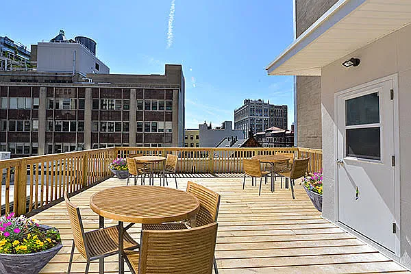 Rented by Friedman Roth Realty | media 17