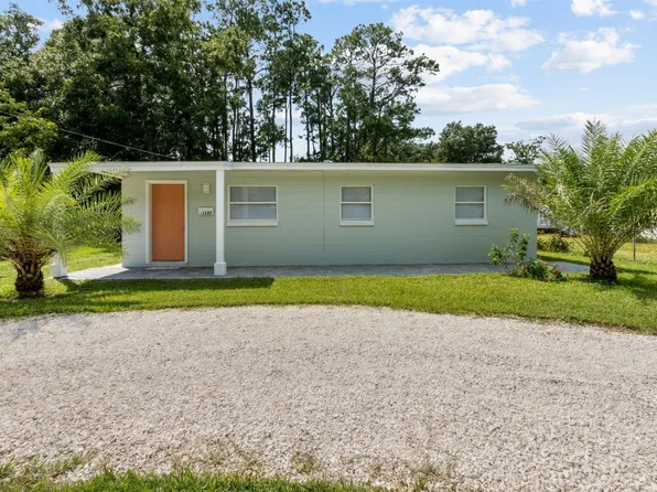 1127 N 15th St, Fernandina Beach, FL 32034