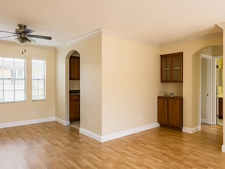 4327 Swift Ave #5 — Photo 9