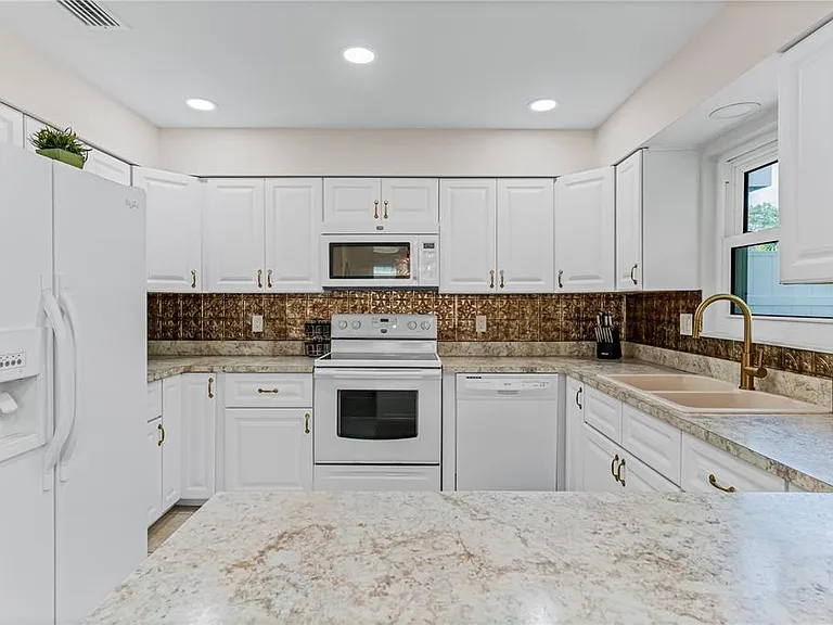 115 Canal Ave #3 — Photo 21