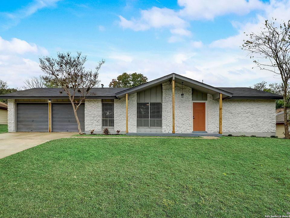 1st image of 7709 village oak