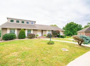 5110 Eastcrest Ct, Saint Joseph, MO 64506
