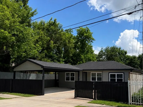 244 Deerfield St, Houston, TX 77022