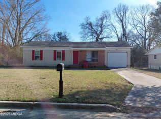 2844 Shamrock Ln, Macon, GA 31206