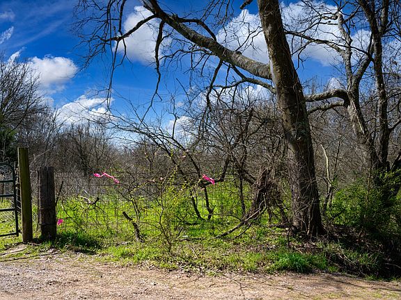 2nd image of 800 County Road 2390