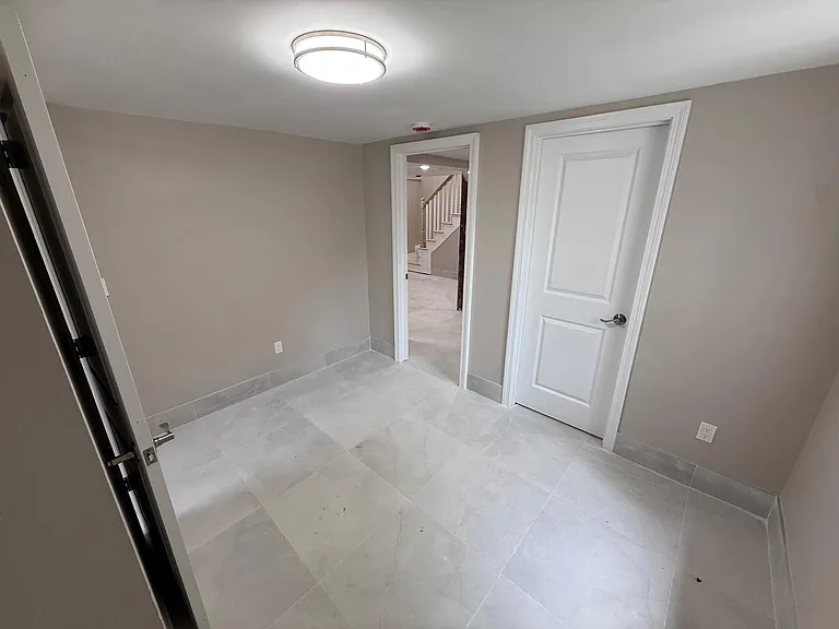 15 Gary Ct #15A — Photo 7