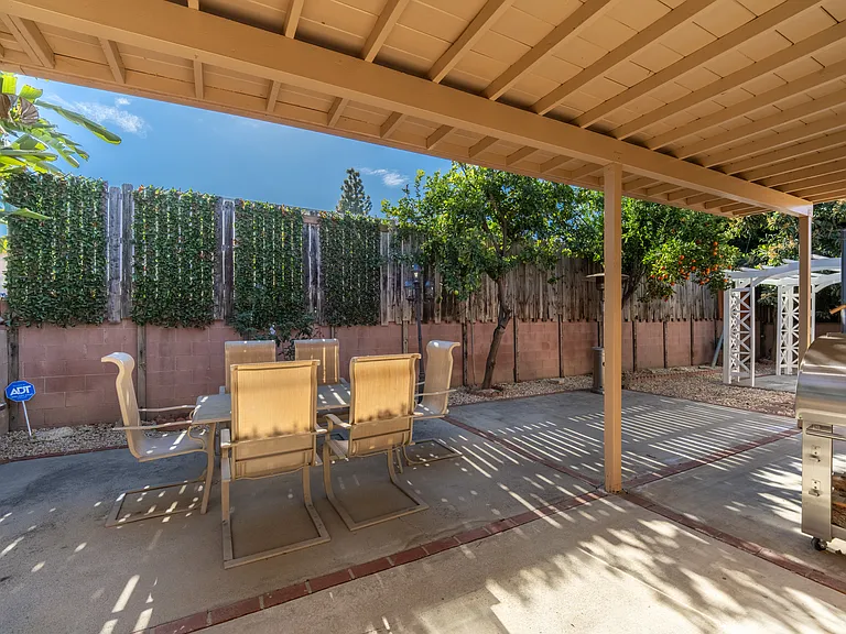14024 Cantlay St — Photo 29