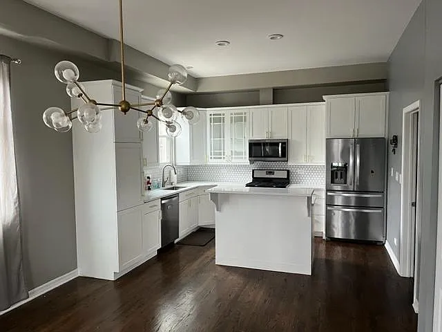 916 N Elizabeth St — Photo 22