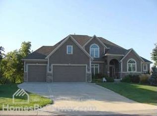 21021 W 81st Pl, Lenexa, KS 66220