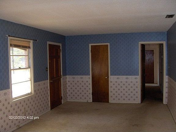 5th image of 700 Northside Dr