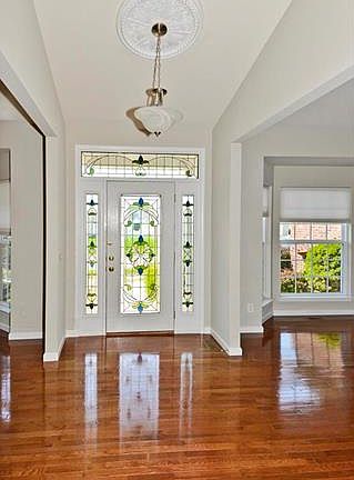 2nd image of 1816 Meadow Trails Dr