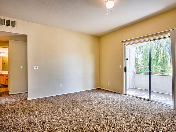 4th image of 5655 E Sahara Ave Unit 2038