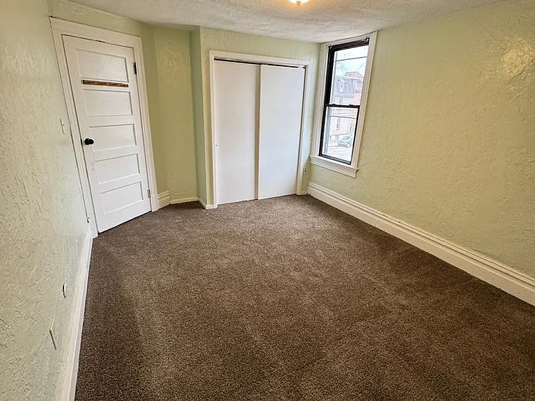 303 Peebles St #2 — Photo 8