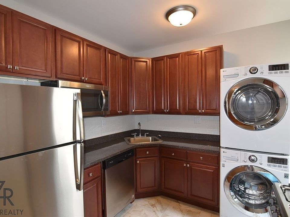 1st image of 1745 E 18th St APT 5G