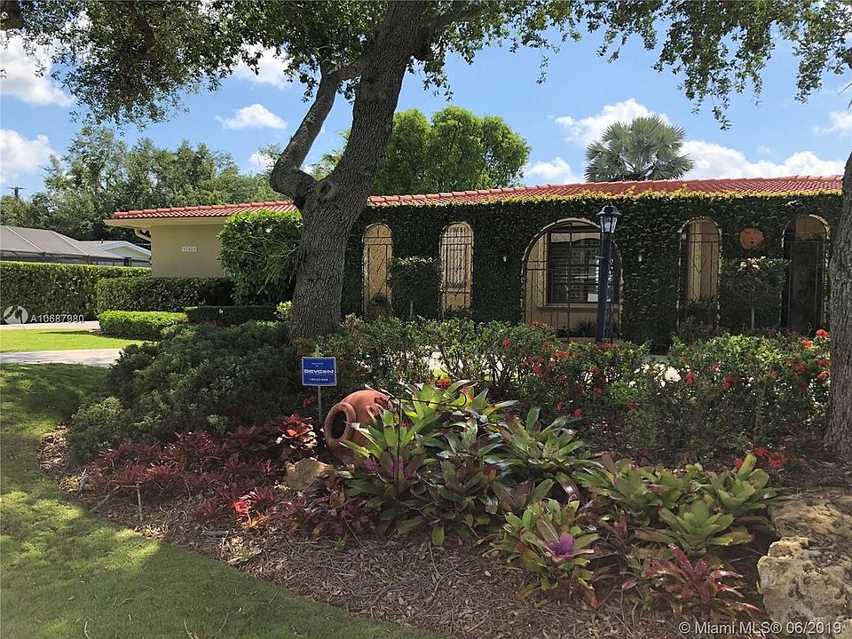 1st image of 17423 SW 85th Ave