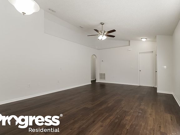 4th image of 120 Placid Woods Ct