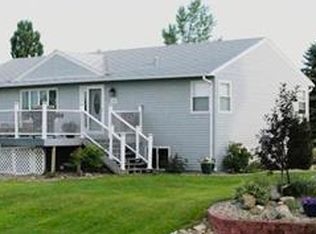 318 Moore Ave NE, Berthold, ND 58718