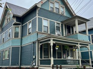 672 Elm St #1, New Haven, CT 06511