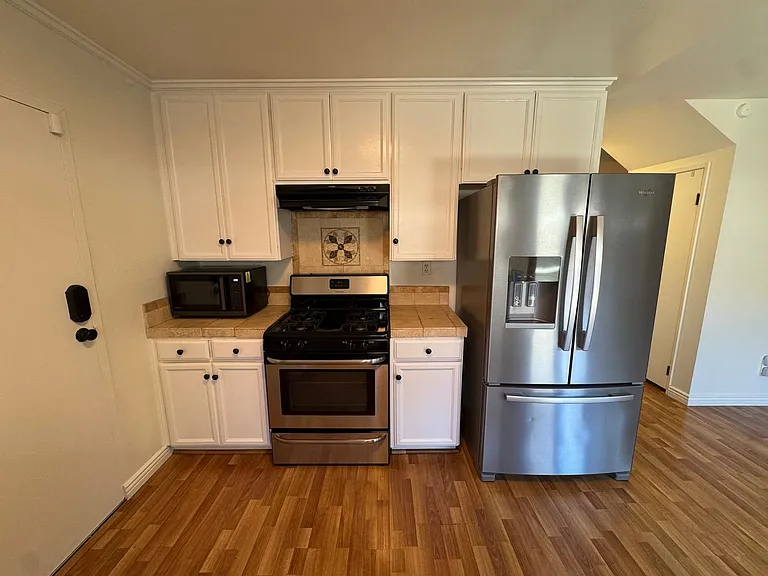 27572 Rondell St — Photo 10