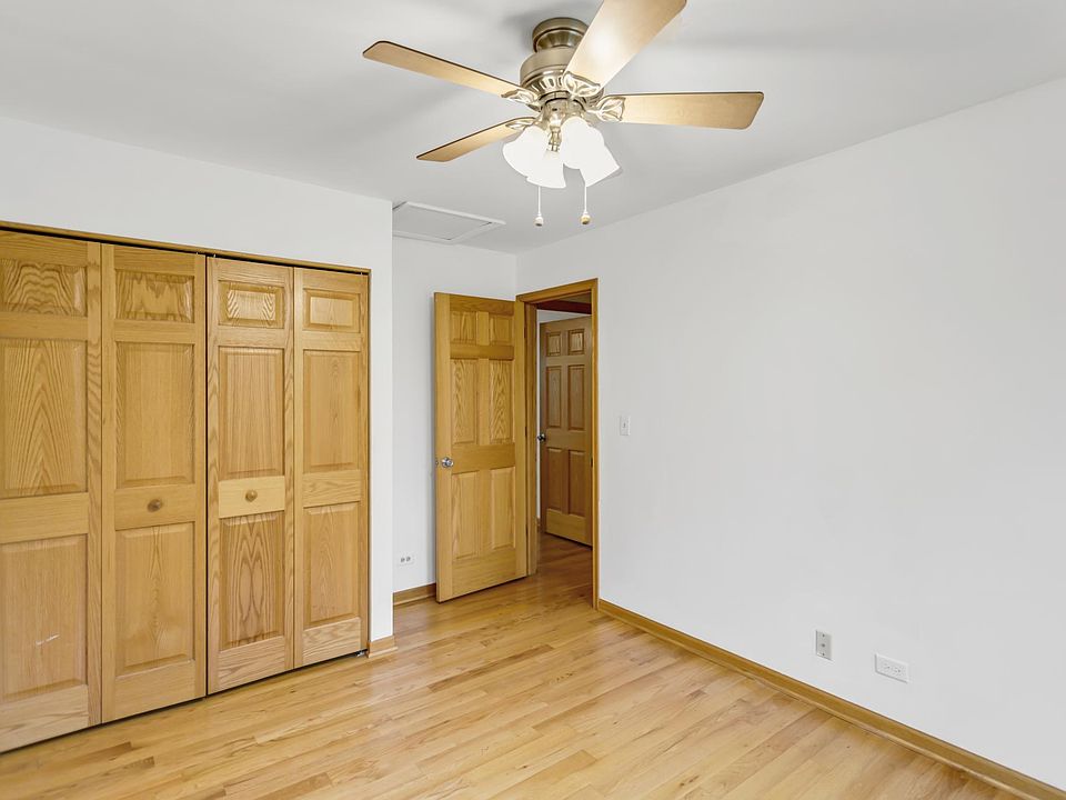 2nd image of 3224 Bremerton Ln