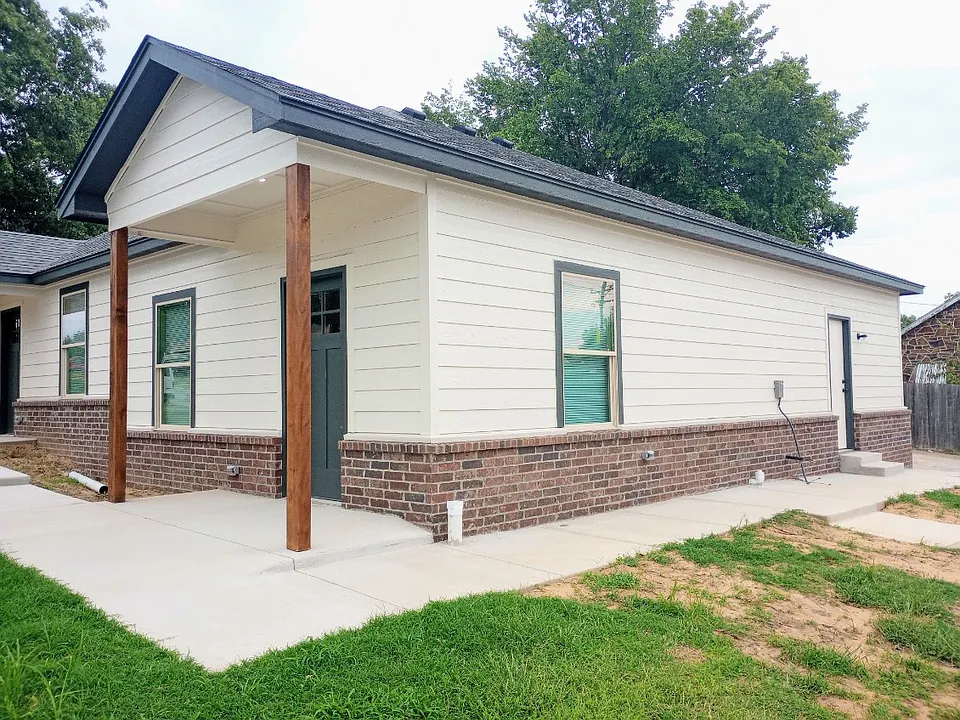 401 N Lincoln Ave #A