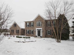 10511 Indian Ridge Dr, Fort Wayne, IN 46814