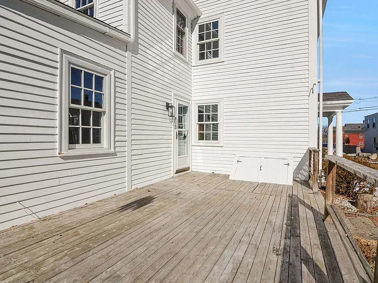 6 Mill Ln — Photo 29