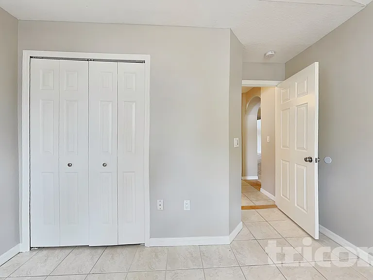 2517 Clareside Dr — Photo 15