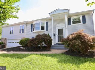 8303 Claremont St, Manassas, VA 20110