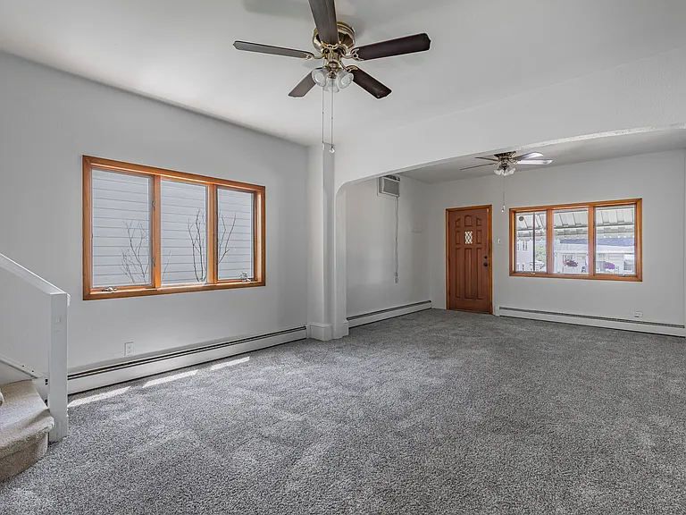 80 E Newport St — Photo 3