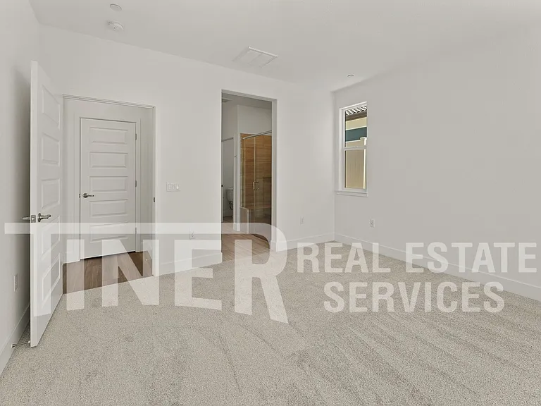 3062 Pansona St — Photo 12