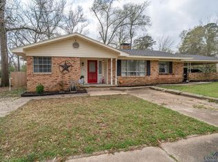 1224 E North St, Kilgore, TX 75662