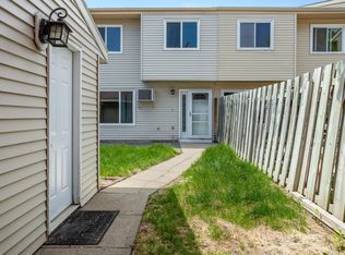 2260 30 1/2 Ave S, Fargo, ND 58103