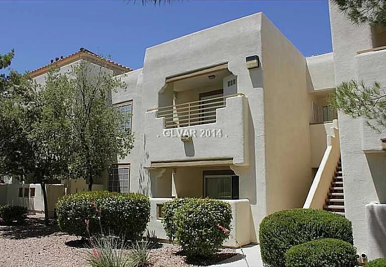 1908 Villa Palms Ct #103 — Photo 1