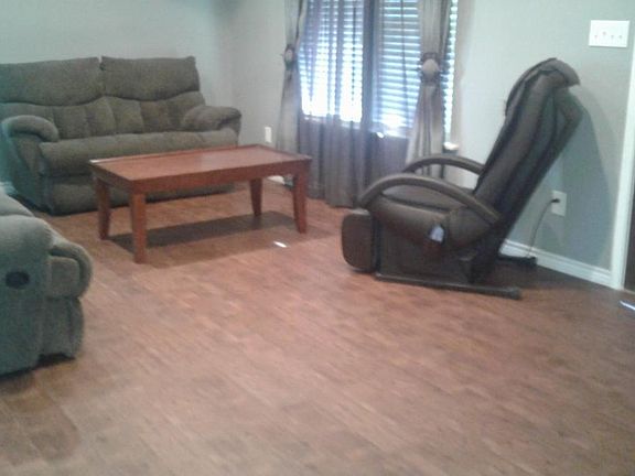 3rd image of 221 E Vanderbilt Dr