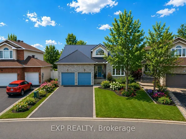 80 La Prairie St, Russell, ON K0A 1W0