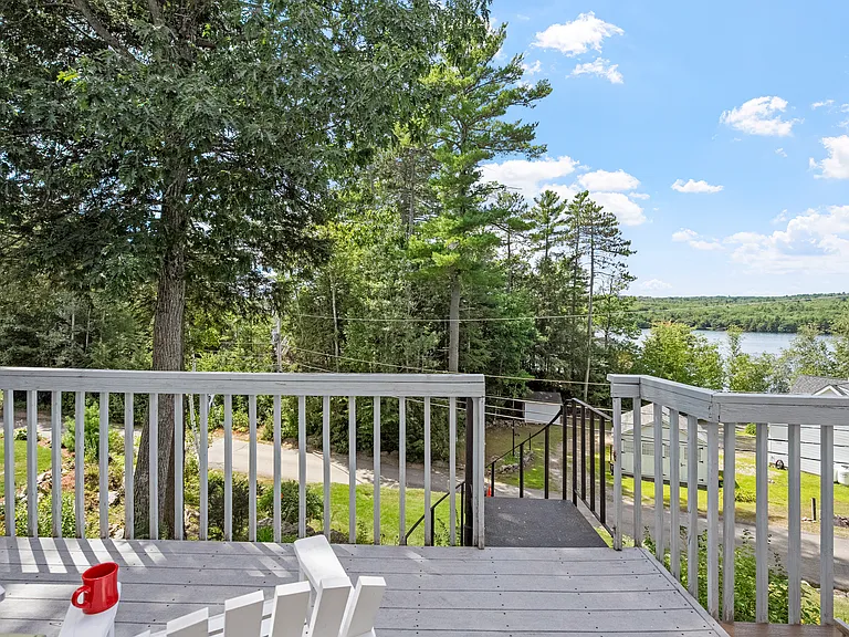 Spiral staircase off deck