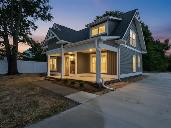 213 S English St, Greensboro, NC 27401