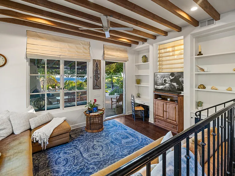 805 Park Hill Ln — Photo 8