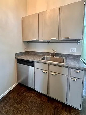 1703 Oak St — Photo 11