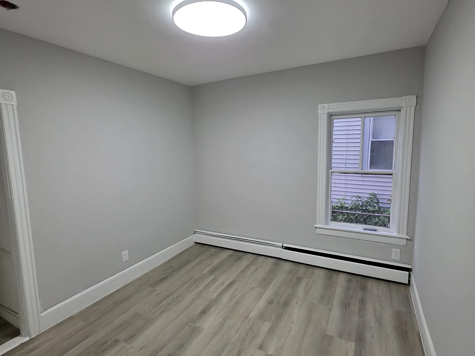 2 bed, 1100 sqft, $1,890 — Photo 3