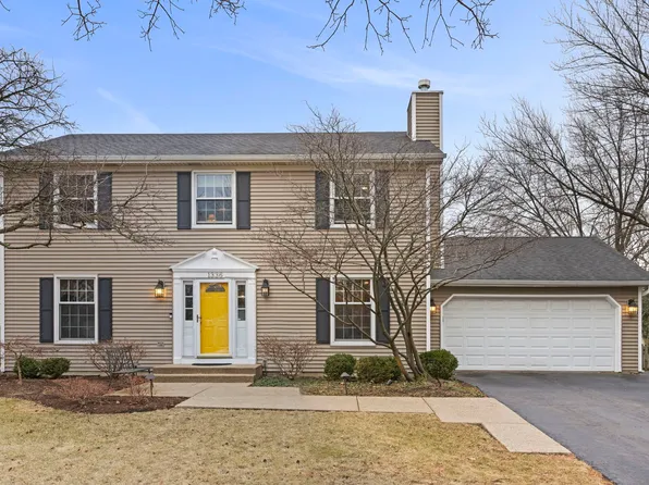 1336 Chestnut Ridge Dr, Naperville, IL 60540