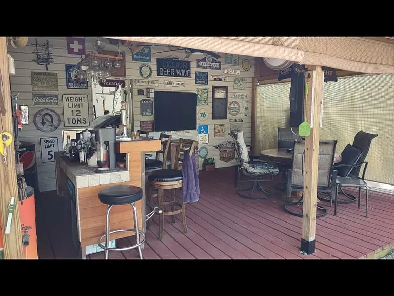 6789 Arrowroot Dr — Photo 1