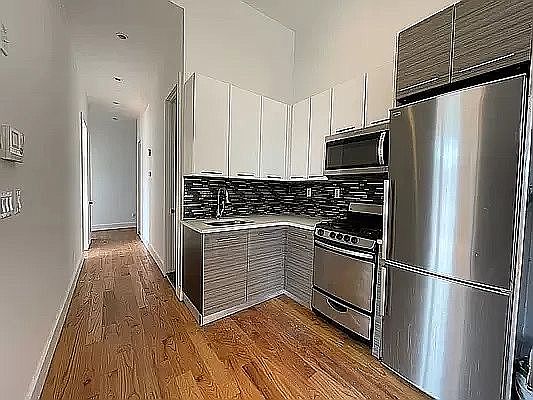 3rd image of 1803 Atlantic Ave #4BB