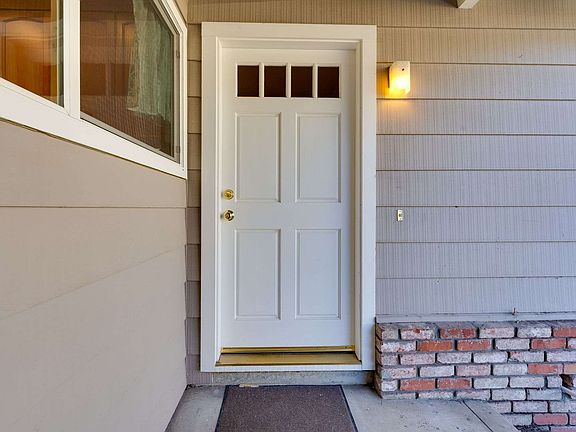 3rd image of 843 Partridge Ave