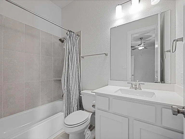 622 Platinum Stone Ln — Photo 27